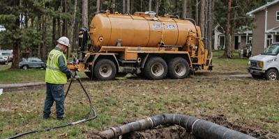 Septic tank pumping service